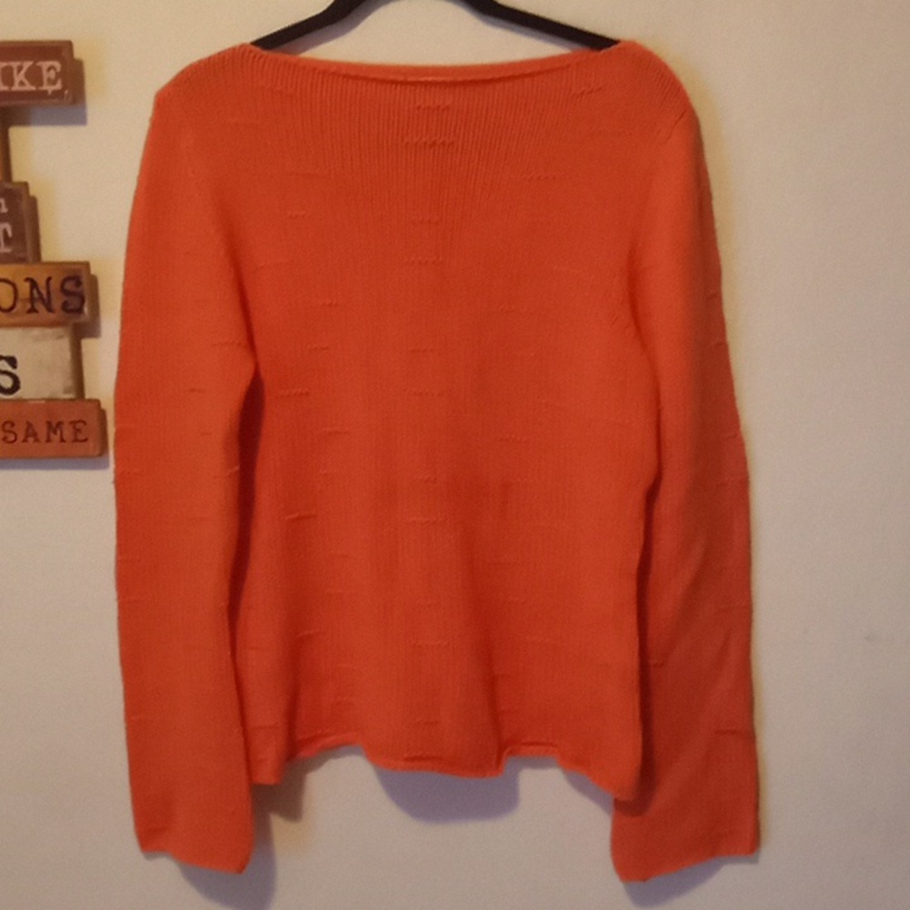 Pre-loved Valerie Stevens sweater top